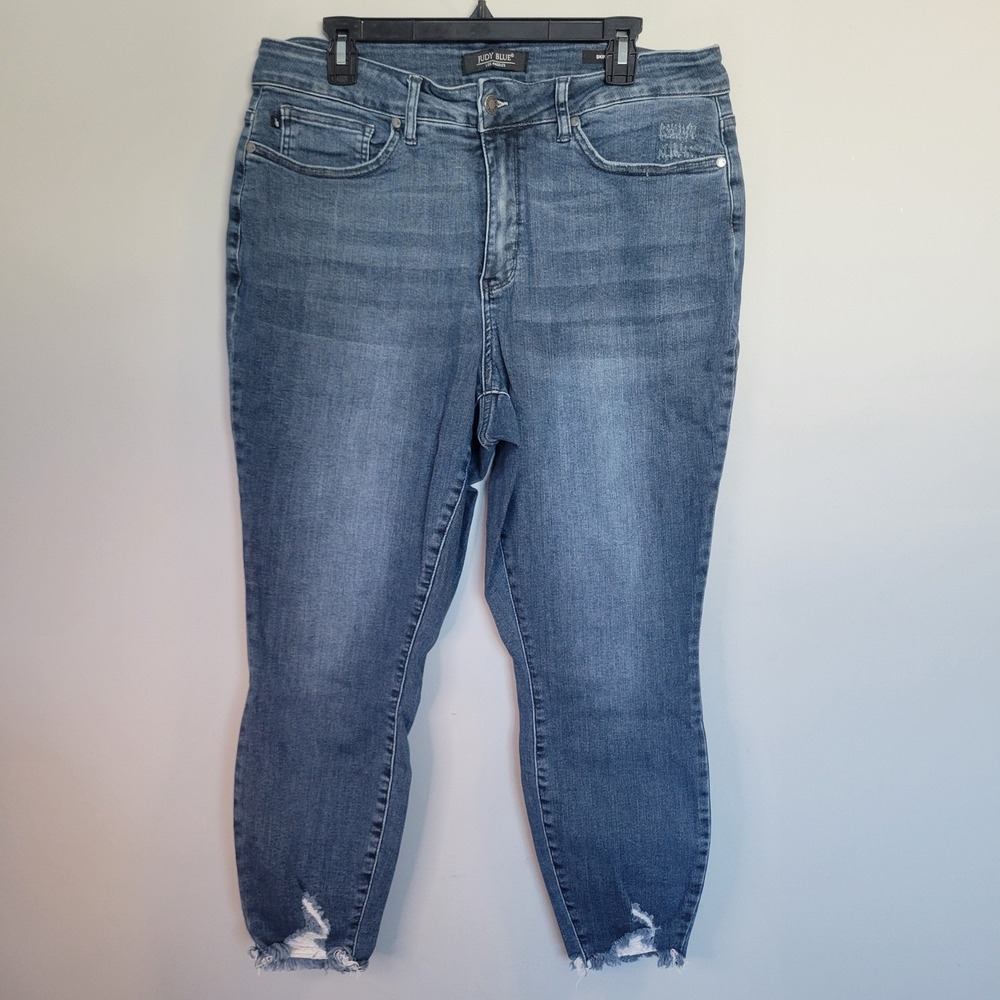 Judy Blue Womens 18W Skinny Jeans Medium Wash Raw Hem Distressed
